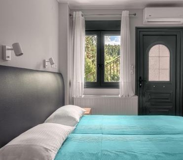Elassona House | River Side Rooms