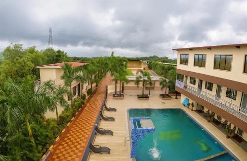 Neral Hotel | River Splash Resort,Karjat
