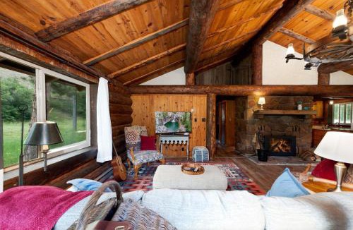 Durango House | River Stone in Forest Groves Estates - Durango CO
