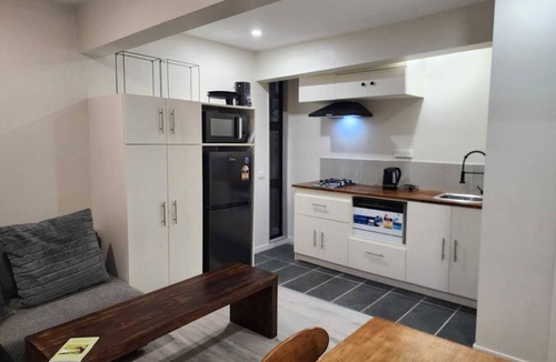 Coromandel Forest Park Apartment | River Valley Escapes Thames, NZ
