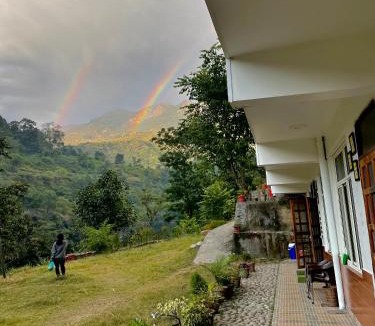 Chamoli House | River Valley Retreat