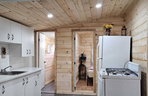 Hastings Cottage | River View 2 Bedroom Cottage 7