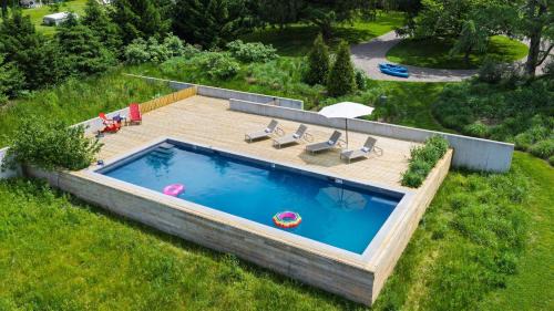 Germantown House | River View by AvantStay