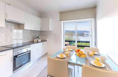 Darque Apartment | River View by Portugal Active