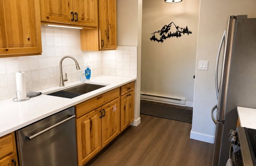 Fraser Condo | River View Chalet - Ski, Bike, & Relax in Fraser
