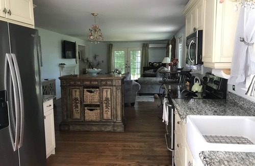 Dover House | River view Cottage