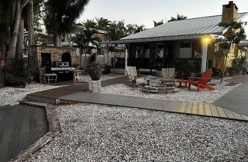 Tarpon Springs House | River View Hideaway