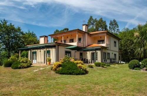 Santa Cruz do Lima House | River View House