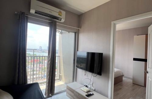 Bang Kra So Condo | River view pool gym train market wifi