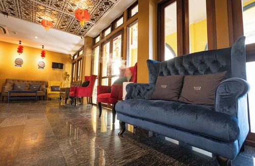 Talat Noi Hotel | River View Residence