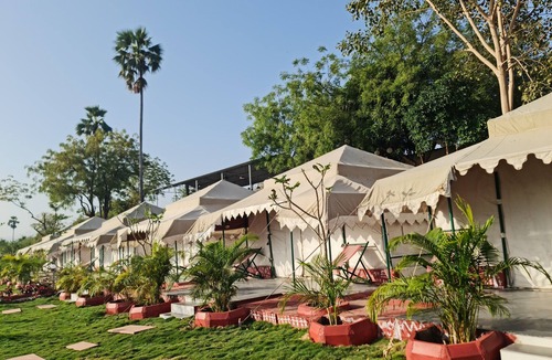 Rajpipla Hotel | River view Tent Resort