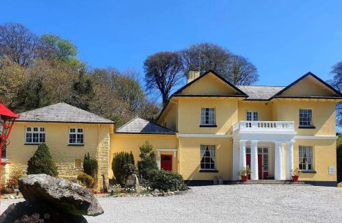 Liskeard House | River View Villa - Cv44