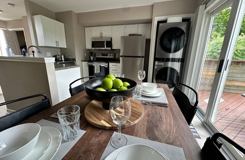 St. Catharines Apartment | River Views l Walker's Paradise l Coffee Station l Near Niagara Falls