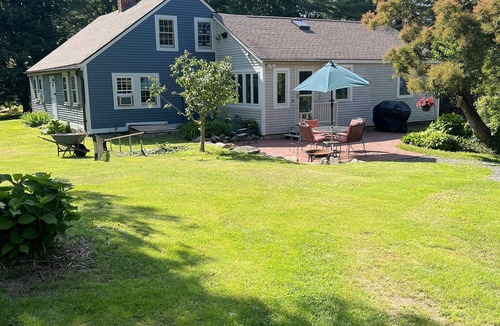 South Eliot House | River walk private woods perennial gardens patio and grill 4 bedrooms 2 bathroom