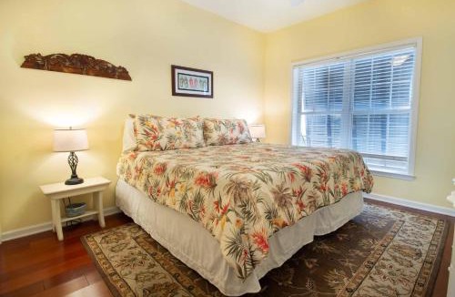 Waters Edge Apartment | River Walk
