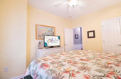 Waters Edge Apartment | River Walk