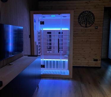 Jince House | River wellness