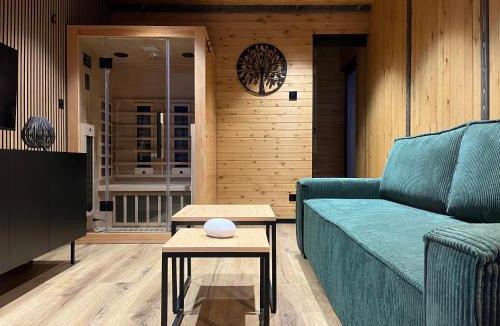 Jince House | River wellness