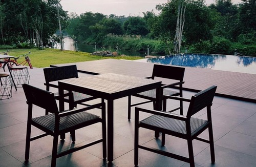 Chanthanimit Hotel | Riverawan Hotel