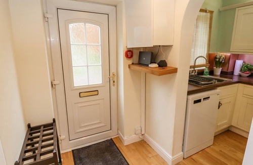Grosmont Cottage | Riverbank View