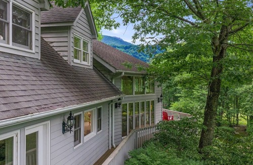 Burnsville House | Riverbend; 5 BR House on Mt. Mitchell Golf Course