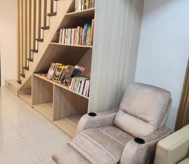 Dauis Apartment | Riverduplex - Luxury duplex at a fair price