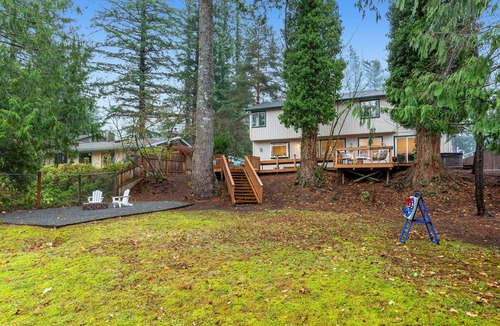 Riverbend House | Riverfront 4-bedroom house in tranquil North Bend with fitness room