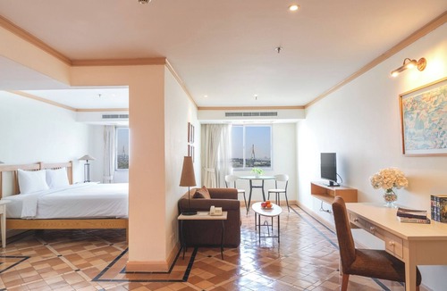 Bang Phong Phang Hotel | Riverfront Bangkok