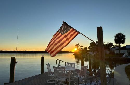 Ruskin House | Riverfront Basecamp to Boat | Fish | Chase Sunsets