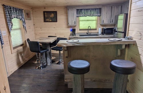Prince Cabin | RiverFront Cabin in New River Gorge National Park LAST MINUTE SALE 6/23 - 6/26
