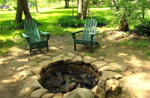 Confluence House | Riverfront Cabin Rental with a Private Beach on Youghiogheny River near Pittsburgh, Pennsylvania
