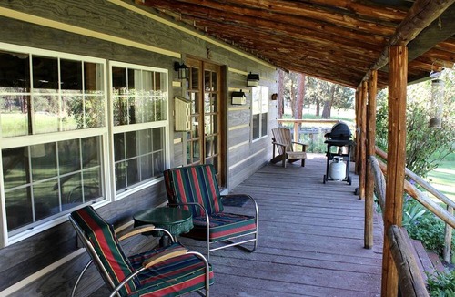 Chiloquin House | Riverfront Cabin Rental for Four near Crater Lake National Forest, Oregon