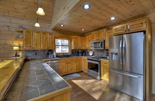 Blue Ridge Cabin | Riverfront Cabin w/Private Dock, Putting Green, Game Room! 3.5 mi 2 Blue Ridge.