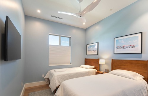 Royal Harbor Condo | Riverfront condo with patio, central AC, & washer/dryer - snowbird friendly