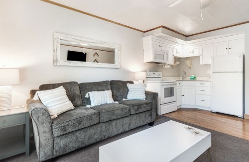 Bend Cottage | Riverfront Cottage with Private Patio on the Deschutes River!