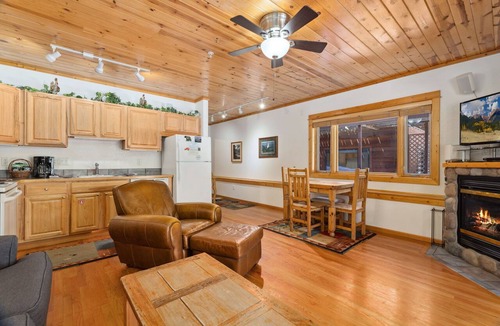 Fall River Estates Condo | Riverfront Escape Private Hot Tub Close to RMNP