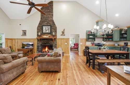 Marietta House | Riverfront Escape w Deck, Porch and Fenced Yard
