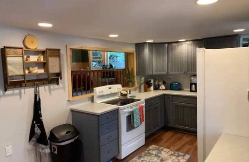 Drake Cabin | Riverfront Fly Fishing Cabin Near Estes Park & RMNP