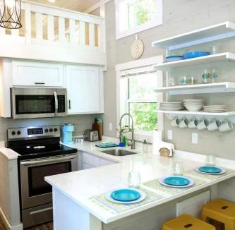 Mentone House | Riverfront Home - Kayak & Fishing - 6 mins Mentone