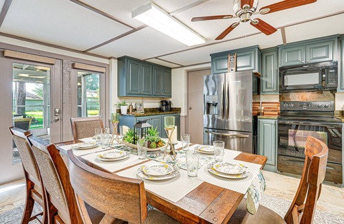 Jefferson House | RiverFront Home W/Boat Launch near Caddo Lake, Downtown Jefferson, Lake of Pines
