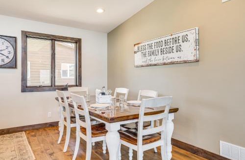 Wabasha House | Riverfront Home w/Yard Games in Wabasha!