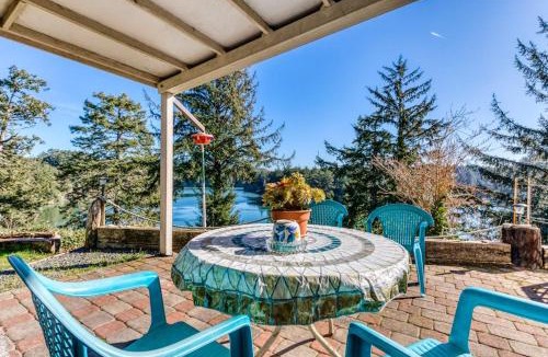 Barview House | Riverfront Home with Beautiful Water Views Patio & Fireplace