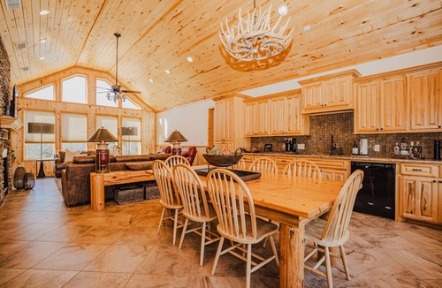 Murfreesboro House | RIVERFRONT HOUSE ON THE LITTLE MISSOURI RIVER! LAKE GREESON & DIAMOND MINE!