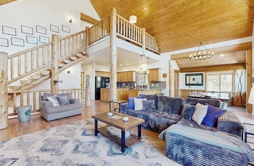 San Juan River Village House | Riverfront Lodge | Hot Tub | Game Room