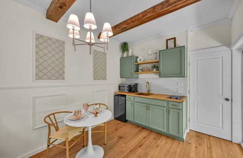 Cumbola Cabin | Riverfront Oasis Retreat