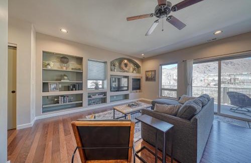 Salida House | Riverfront Perch, w Balcony over the River
