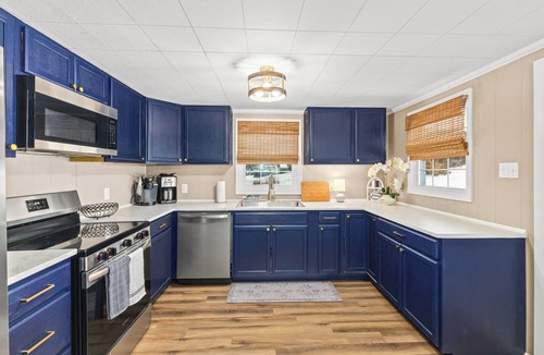 Bluff City House | Riverfront | Pvt Dock | Trout Fishing | Firepit | Hot Tub