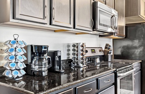 Green Bay Apartment | Riverfront Retreat – 10 Mins to Lambeau!