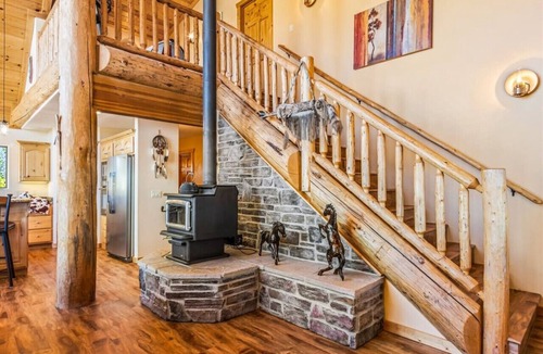 Panguitch Cabin | Riverfront Retreat Near Bryce Canyon National Park