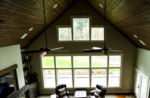 Granite Falls Cabin | Riverfront Romantic Getaway Rental near Mount Pilchuck in Granite Falls, Washington